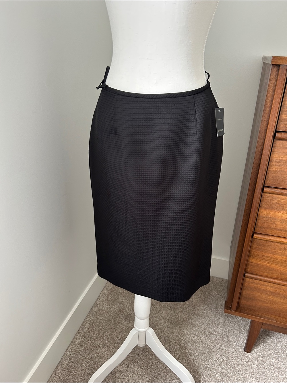 Classic Black  textured Women's Pencil Skirt